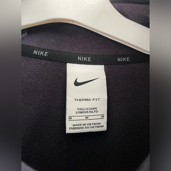 Nike Therma-fit Navy Hoodie with big swoosh - Picture 6 of 8